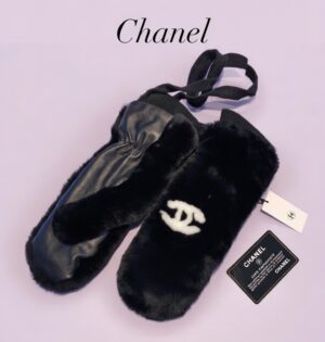 2055ffc2-3a36-4192-99eb-5a4bd150dc78 Варежки Chanel