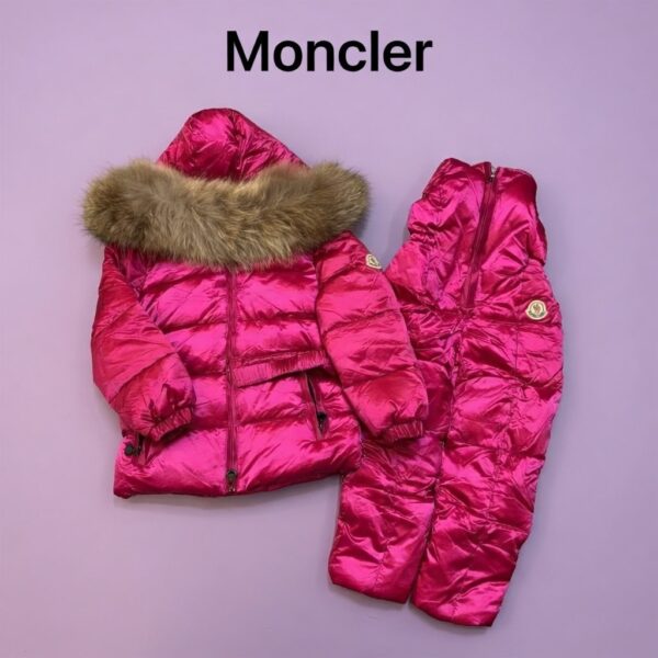 2eb2431f-c4bc-4116-8fb1-f78cdff64bcb Комбинезон детский Moncler