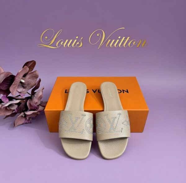 6e3905ad-3988-46ee-982c-47630146a9cf Шлепанцы Louis Vuitton