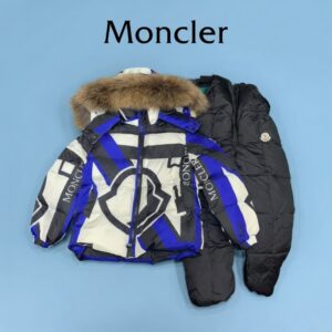 Комбинезон детский Moncler