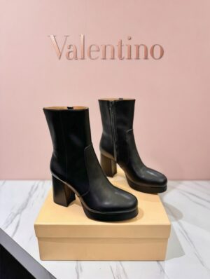 caf6f7b9-2049-40b4-8ae6-881f93f56382 Ботильоны Valentino