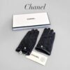 d1b83674-1596-40f4-a849-d8a1d9be889e Перчатки Chanel