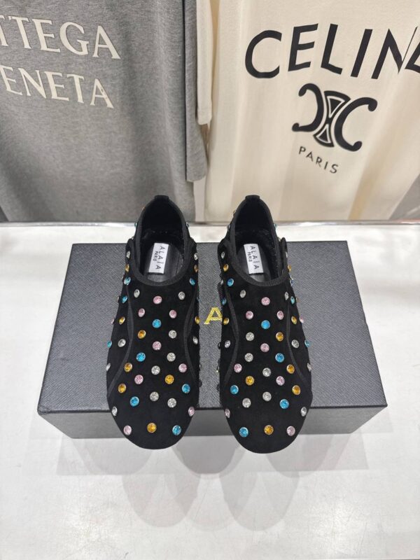 Балетки замшевые ALAIA в стиле Мэри Джейн