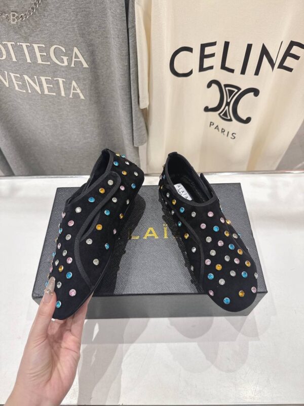 Балетки замшевые ALAIA в стиле Мэри Джейн