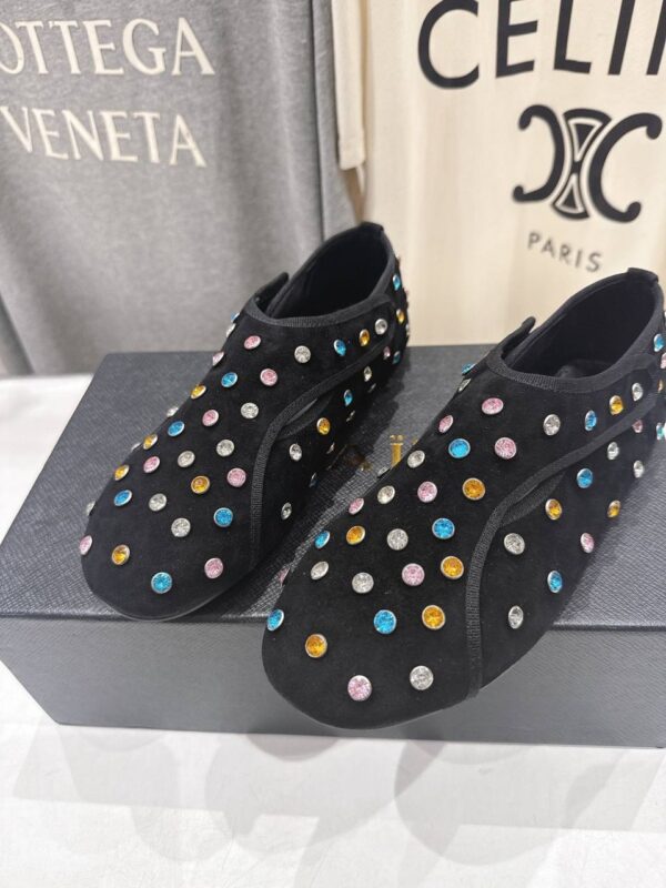 Балетки замшевые ALAIA в стиле Мэри Джейн