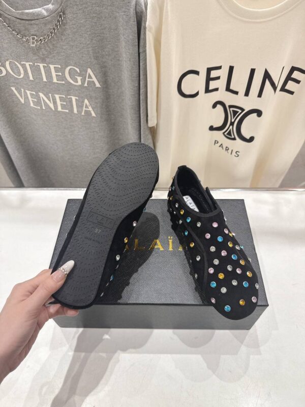 Балетки замшевые ALAIA в стиле Мэри Джейн