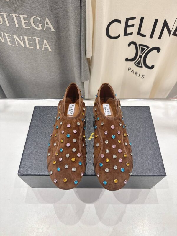 Балетки замшевые ALAIA в стиле Мэри Джейн