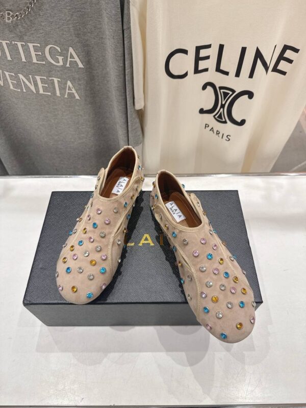 Балетки замшевые ALAIA в стиле Мэри Джейн