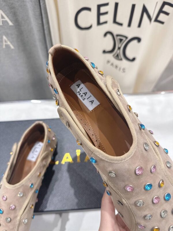 Балетки замшевые ALAIA в стиле Мэри Джейн