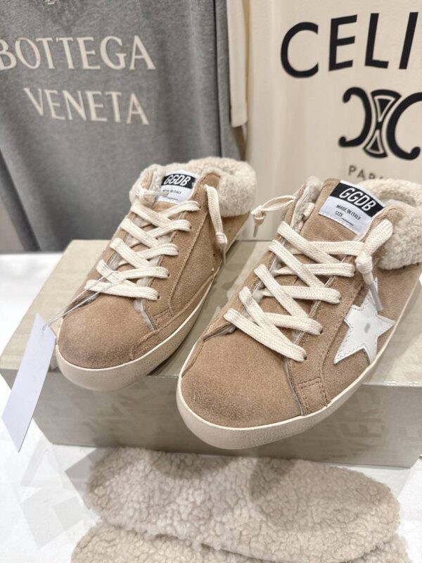 Кроссовки низкие Golden Goose