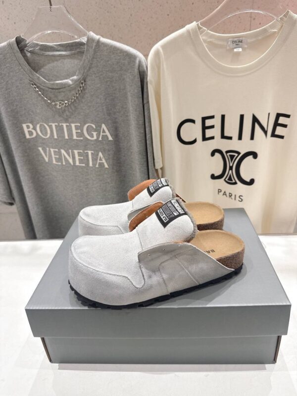 Мюли замшевые Balenciaga