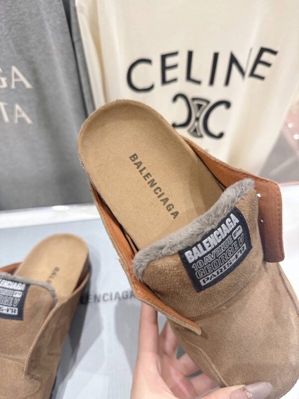 Мюли замшевые Balenciaga