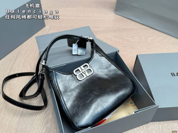 Сумка Balenciaga