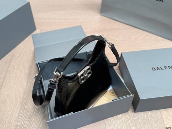 Сумка Balenciaga