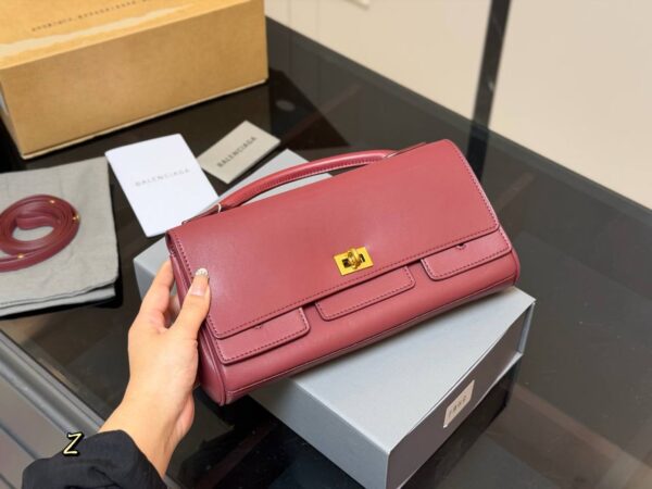 photo_2026-02-06_11-00-56 Сумка Balenciaga