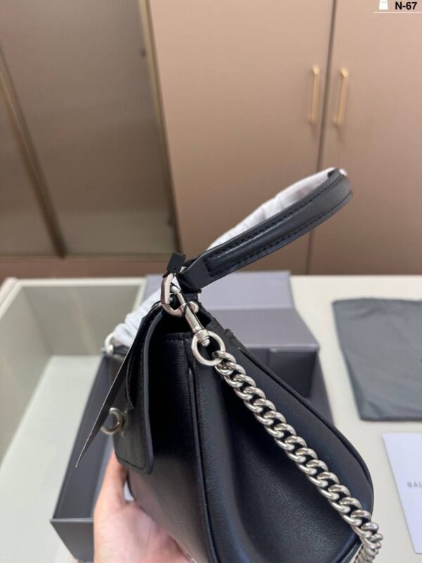 photo_2026-02-06_13-48-46 Сумка Balenciaga