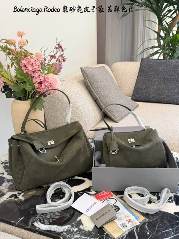 photo_2026-02-06_15-30-36 Сумка Balenciaga