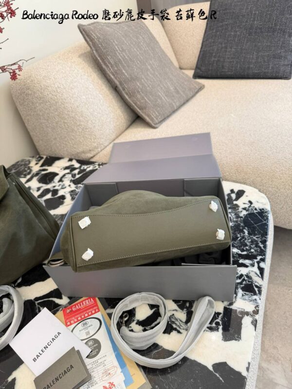 photo_2026-02-06_15-30-59 Сумка Balenciaga