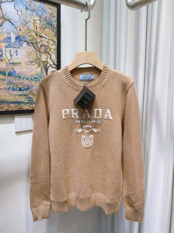 Джемпер Prada