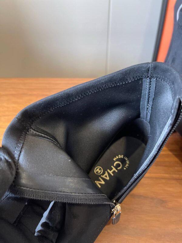 Ботильоны замшевые Chanel