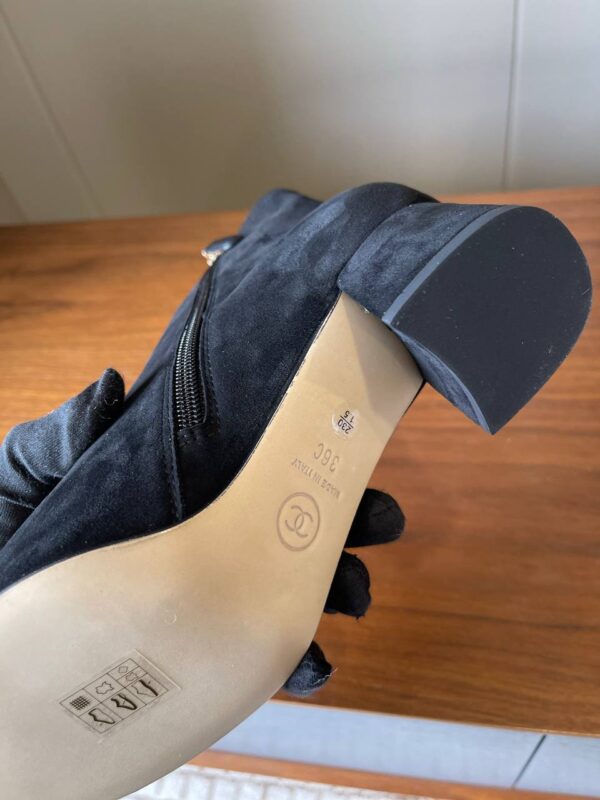 Ботильоны замшевые Chanel