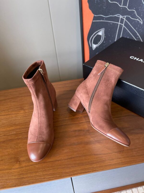 Ботильоны замшевые Chanel