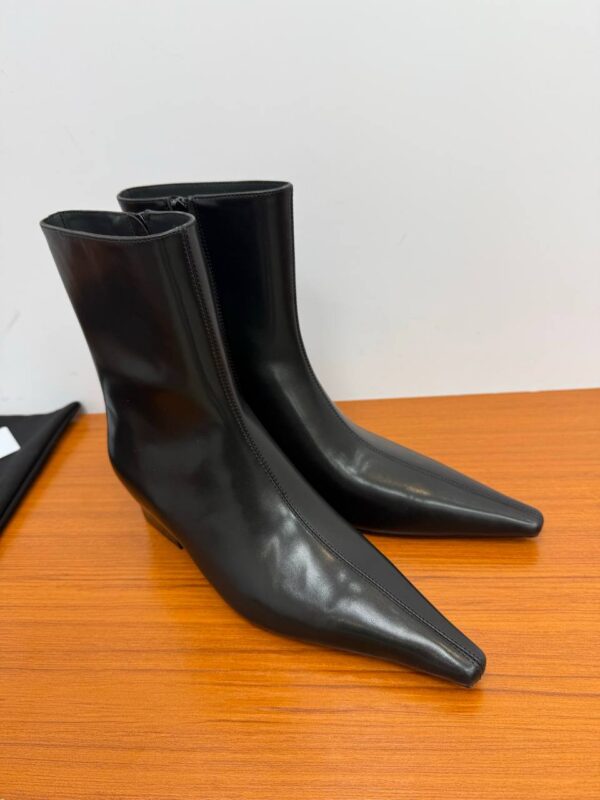 Ботильоны Saint Laurent