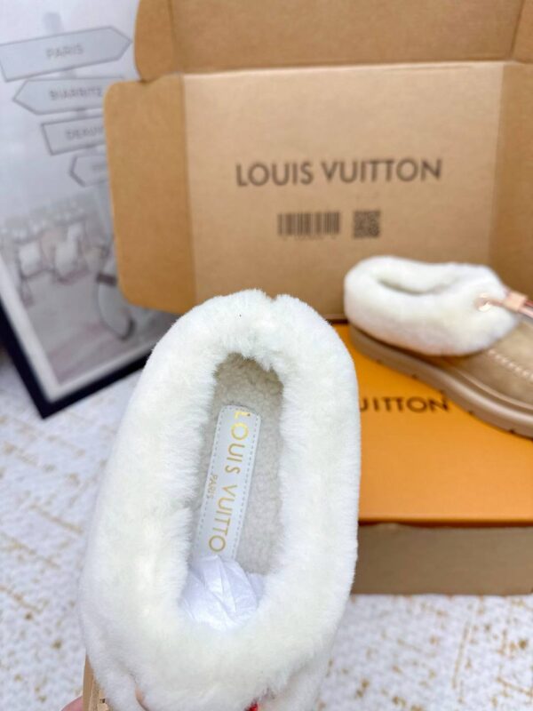 Сабо с мехом Louis Vuitton