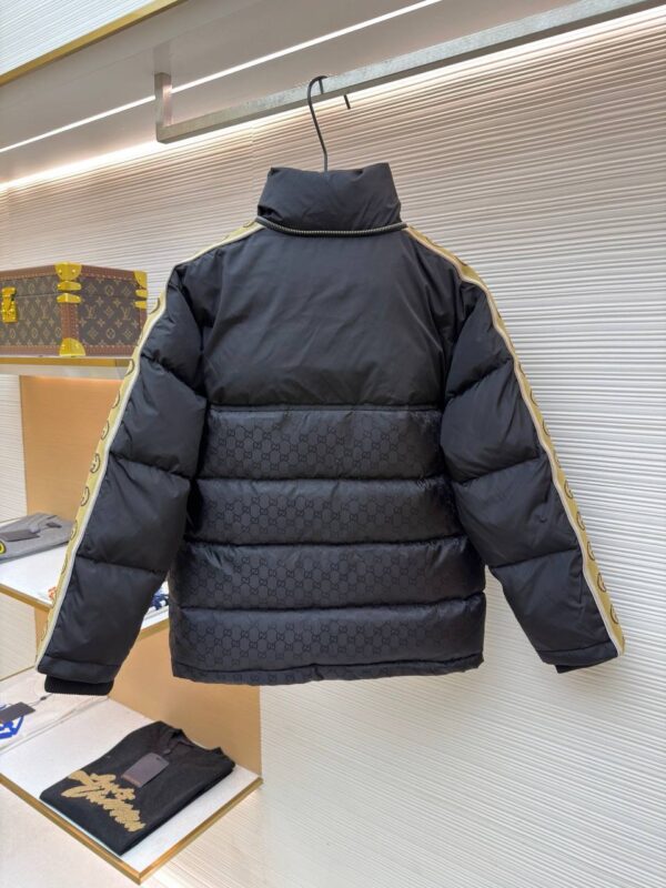 photo_2026-02-15_07-18-10 Пуховик короткий Gucci