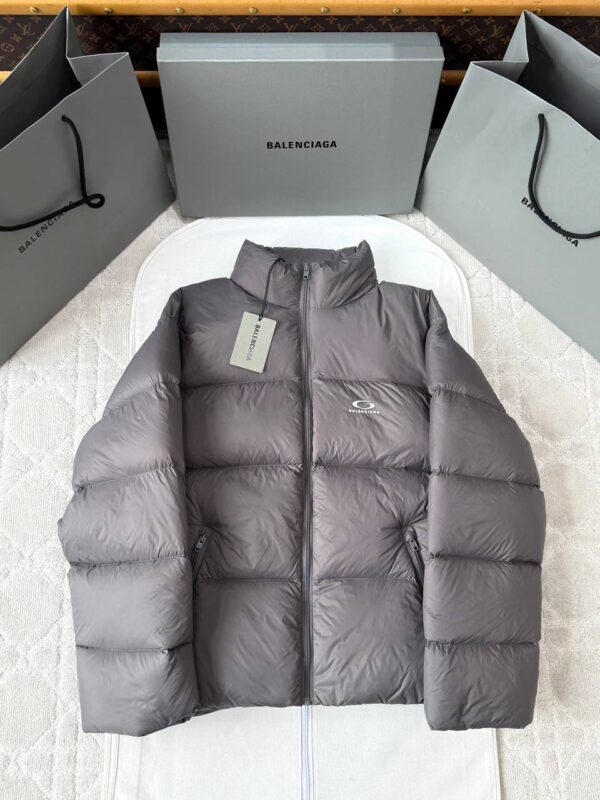 Пуховик короткий Balenciaga