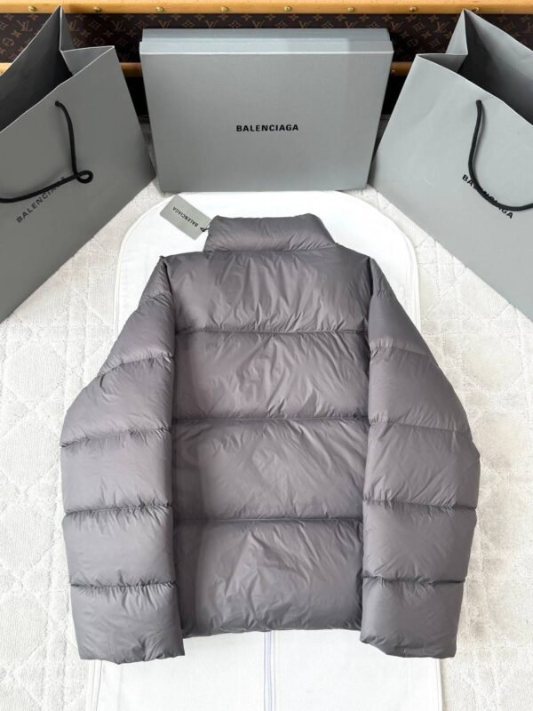 Пуховик короткий Balenciaga