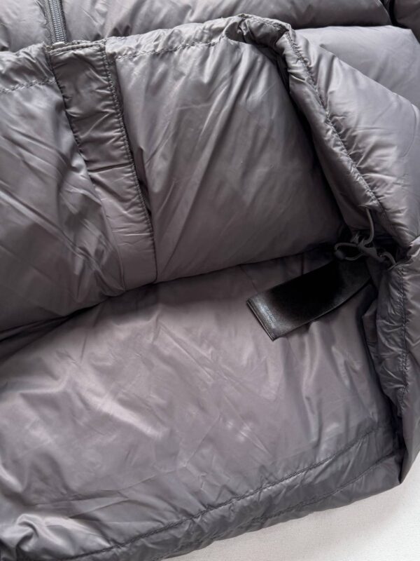 Пуховик короткий Balenciaga