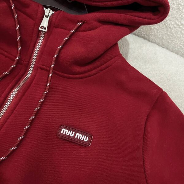 photo_2026-02-20_06-41-48 Костюм Miu Miu