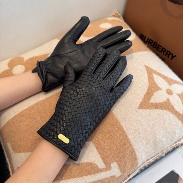 Перчатки Bottega Veneta