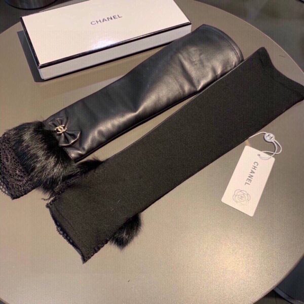 Длинные перчатки-митенки Chanel