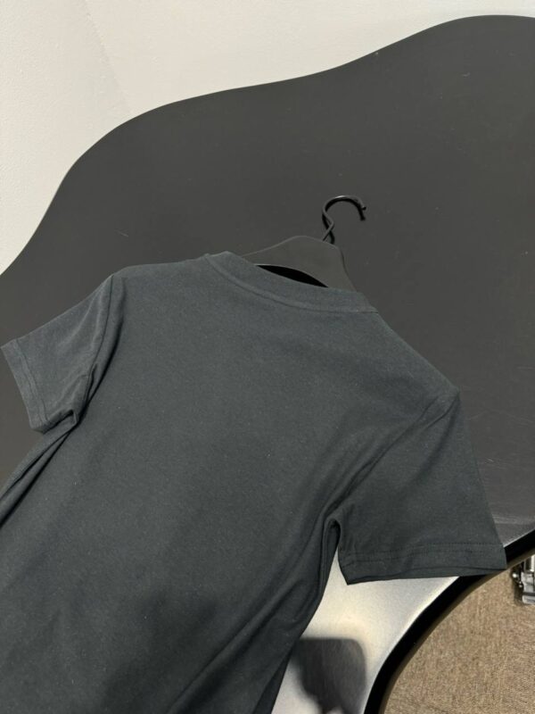 Футболка Acne