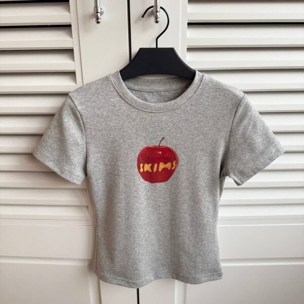 Футболка Skims