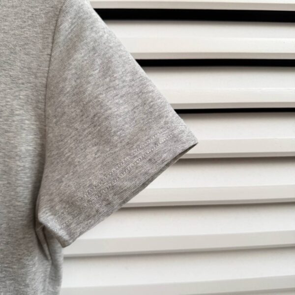 Футболка Skims