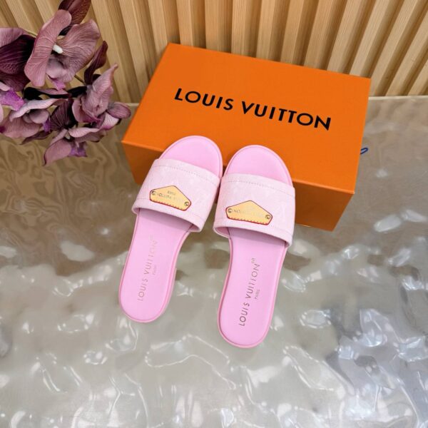 Шлепанцы Louis Vuitton