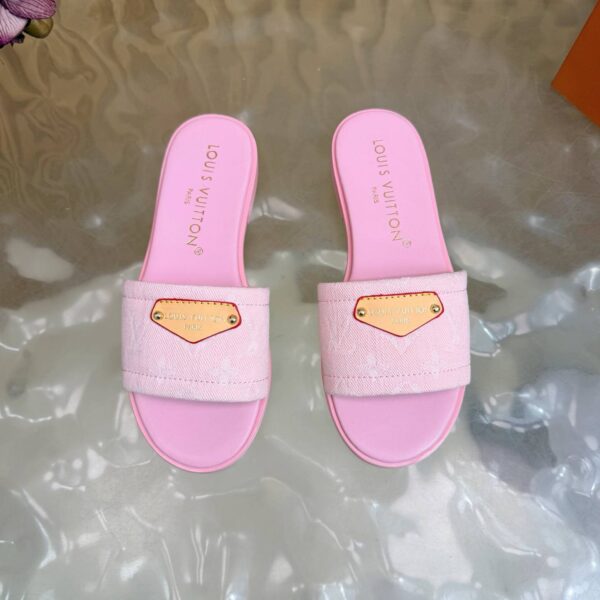 Шлепанцы Louis Vuitton