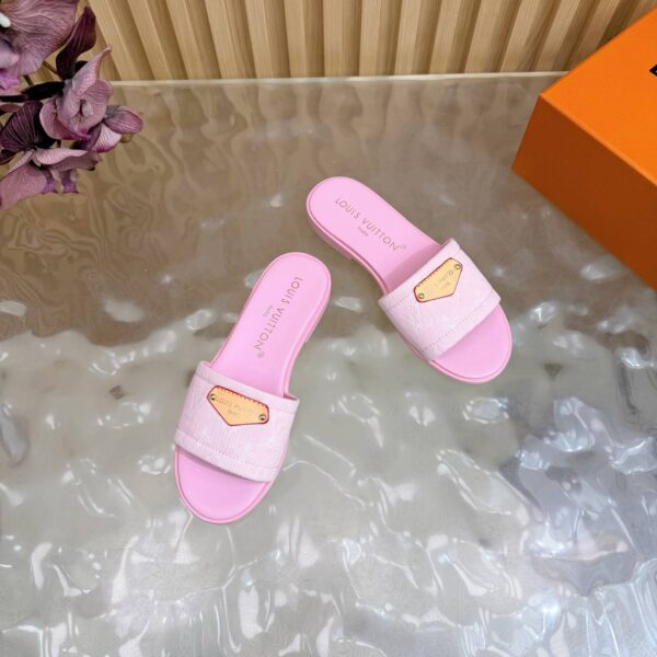 Шлепанцы Louis Vuitton
