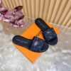 Шлепанцы Louis Vuitton