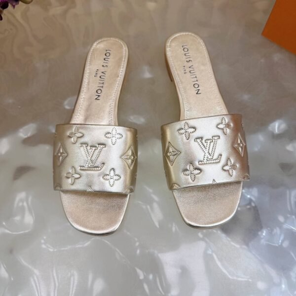 Шлепанцы Louis Vuitton