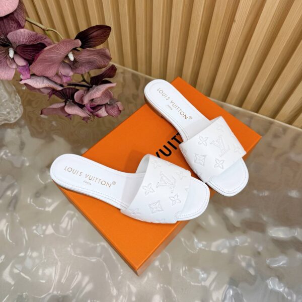 Шлепанцы Louis Vuitton