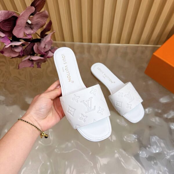 Шлепанцы Louis Vuitton