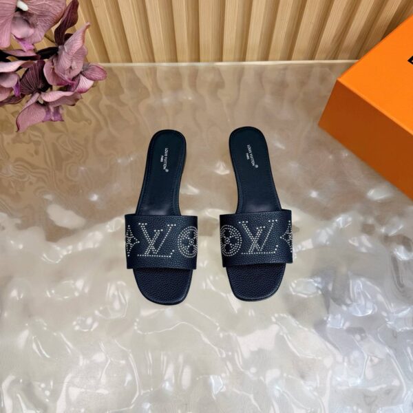 Шлепанцы Louis Vuitton