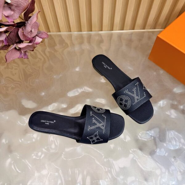 Шлепанцы Louis Vuitton