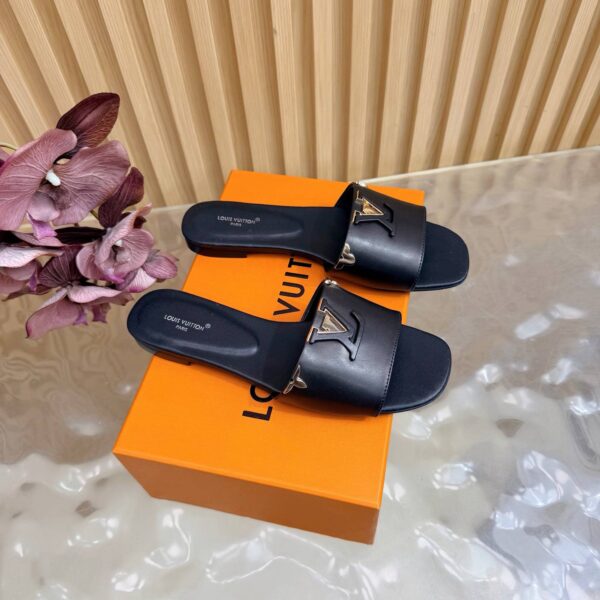 photo_2026-02-28_08-16-23 Шлепанцы Louis Vuitton