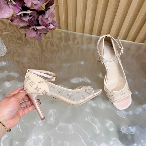 photo_2026-02-28_08-31-43 Босоножки Louis Vuitton