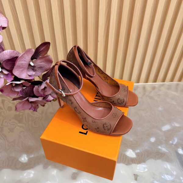 Босоножки Louis Vuitton